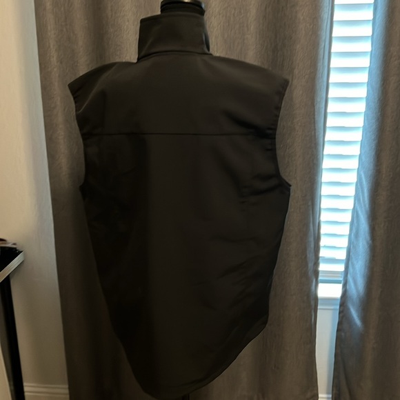 Black zipper vest - Picture 3 of 4